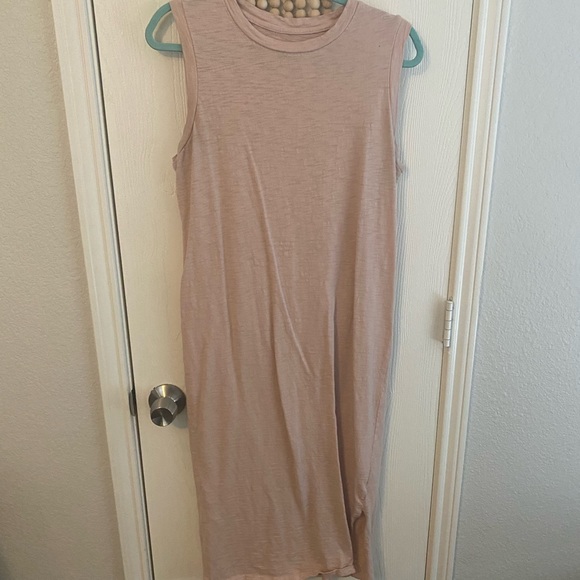 Universal Thread Dresses Universal Thread Pink Midi Dress Poshmark